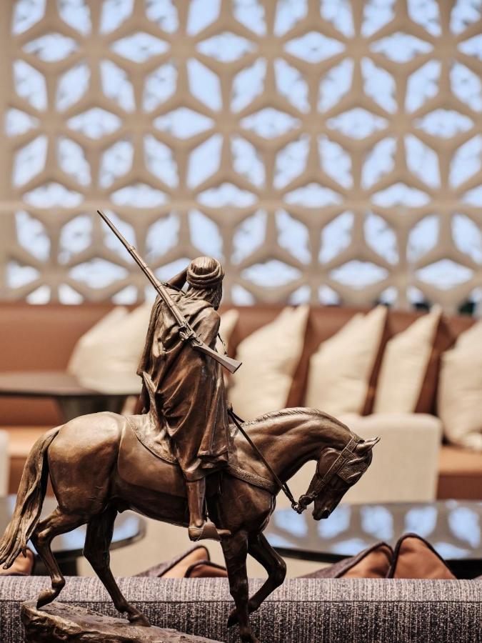 Grand Hyatt Kuwait Hotel Koeweit Buitenkant foto Statue of Ibn Battuta at the Ibn Battuta Mall, Dubai