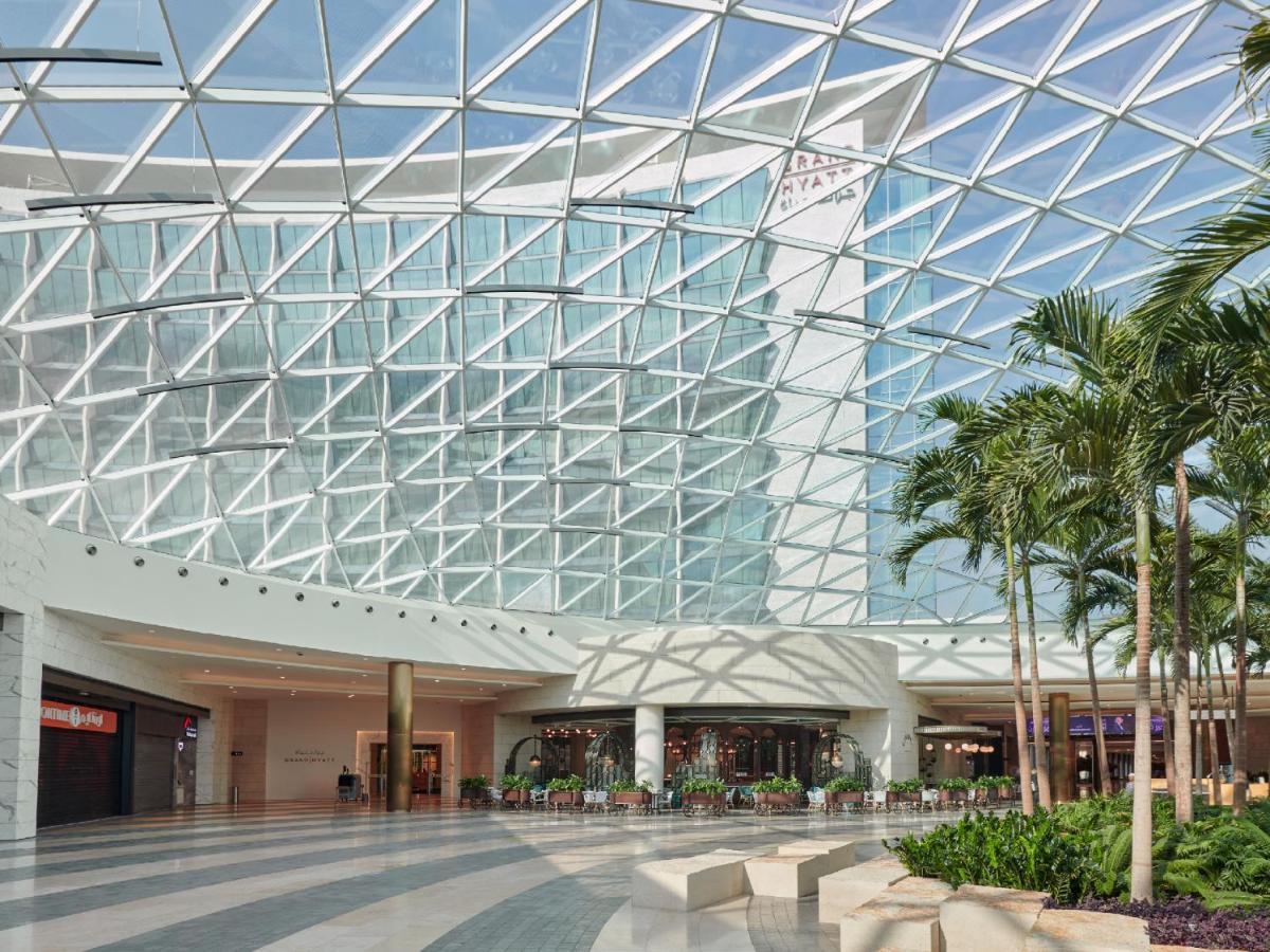 Grand Hyatt Kuwait Hotel Koeweit Buitenkant foto The Atrium